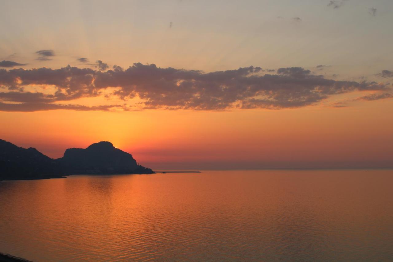 Cefalu Seaside Suite Kültér fotó